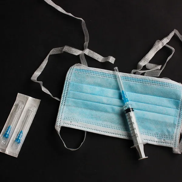 Syringe, sterile needles and surgical mask – medical consumables from Tibleino General Trading