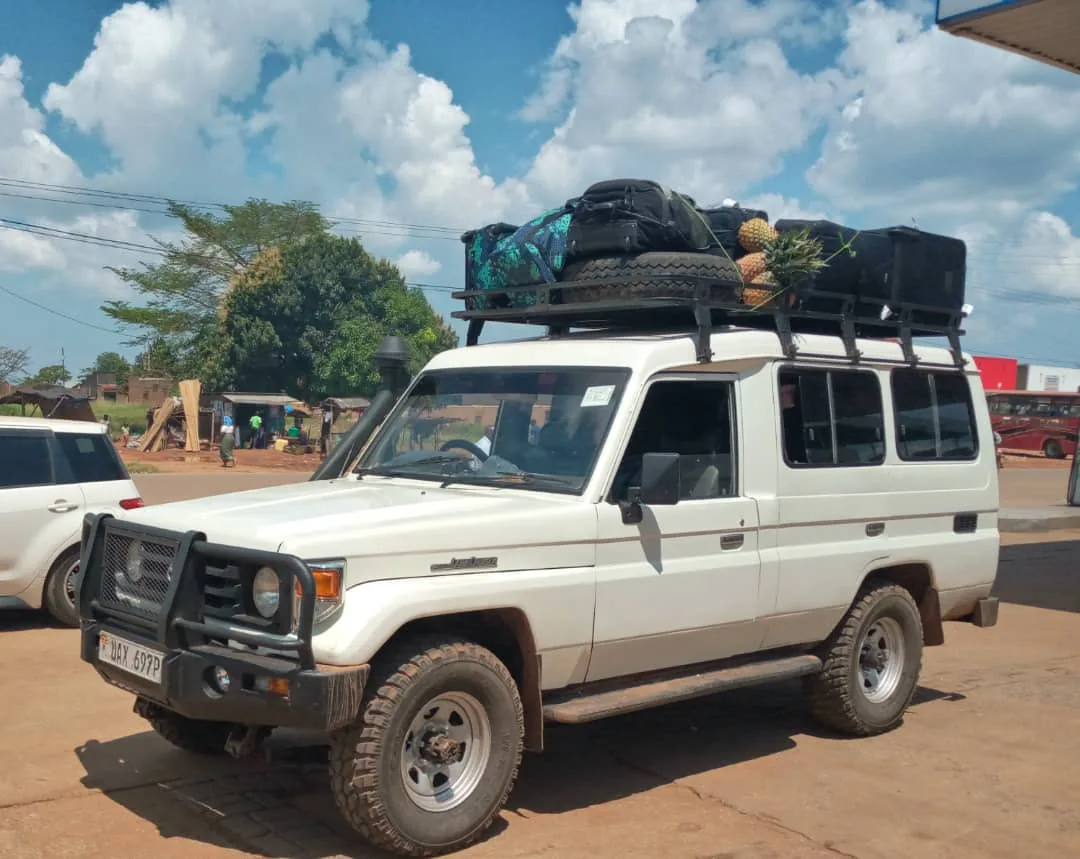 Land Cruiser hardtop with roof rack – vehicles for hire and sale, Tibleino General Trading